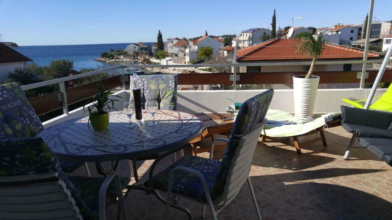 Vera Apartment 1 Рогозница Екстериор снимка